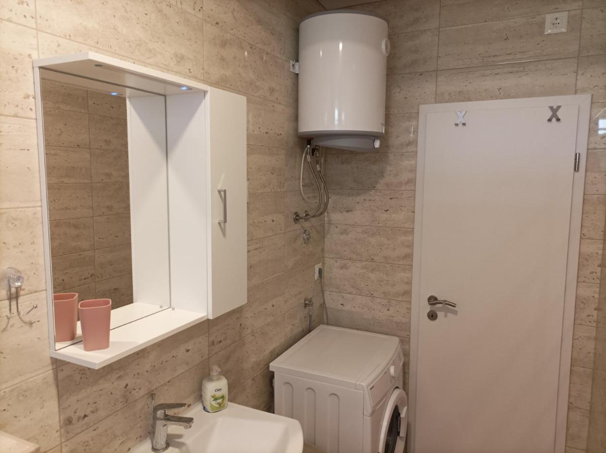 Spacious 2-Bedroom Apartment With Terrace Sea View زابوريتش المظهر الخارجي الصورة